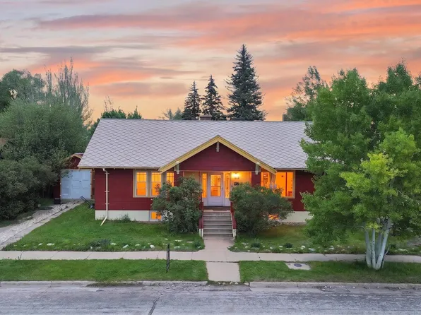 319 S 6th St, Laramie, WY 82070