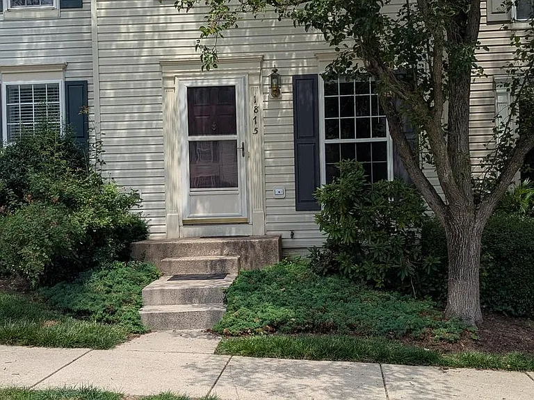 1875 Tiger Lily Cir — Photo 26