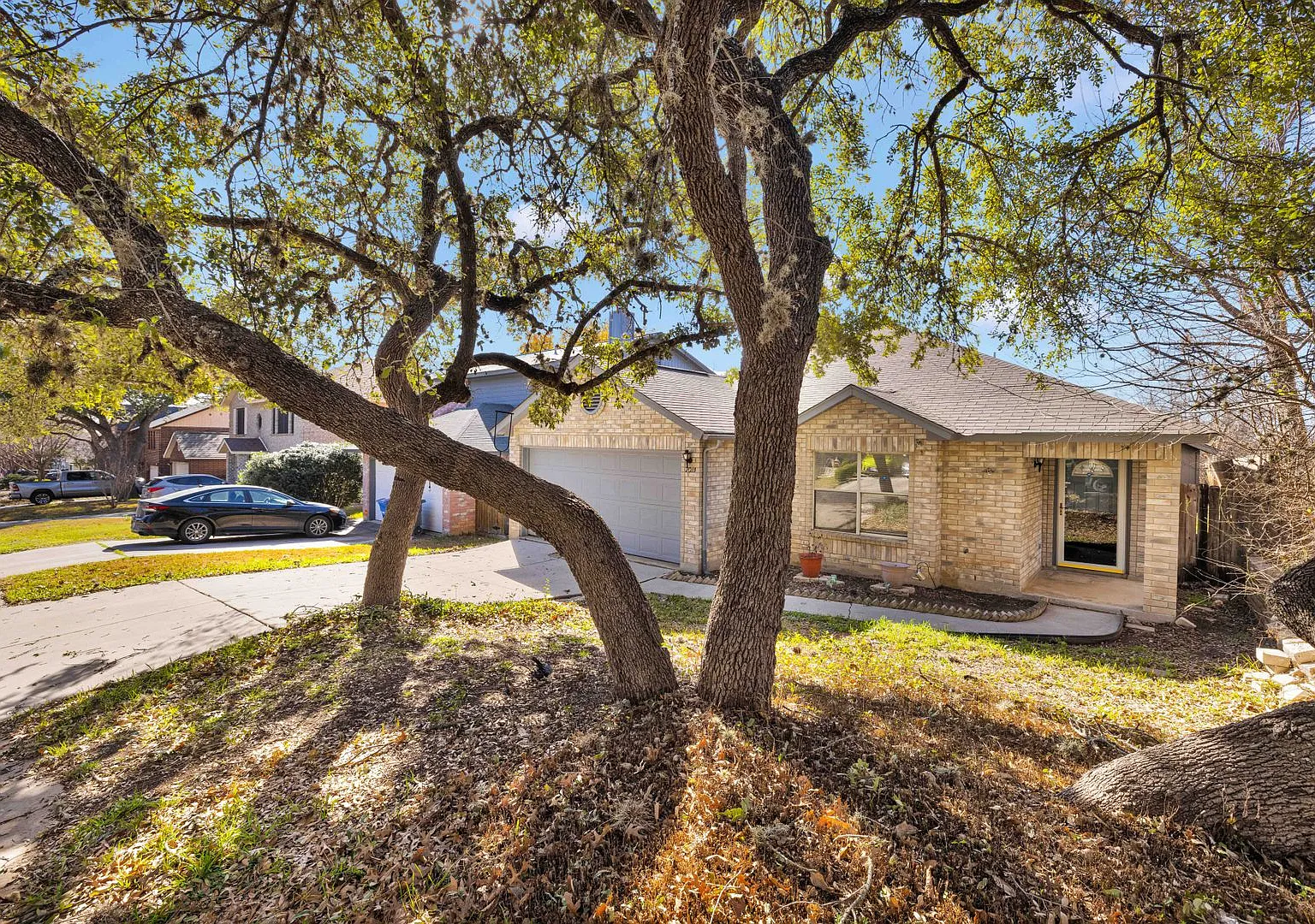 One story rental home in NW San Antonio! — Photo 3