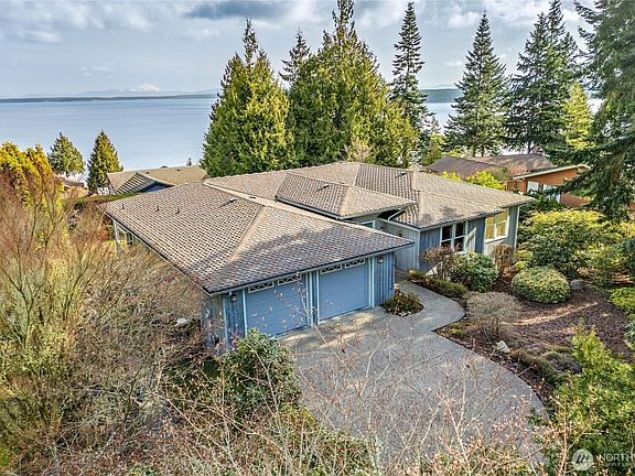 2nd image of 140 Trafalgar Drive