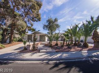 2043 Mohigan Way, Las Vegas, NV 89169