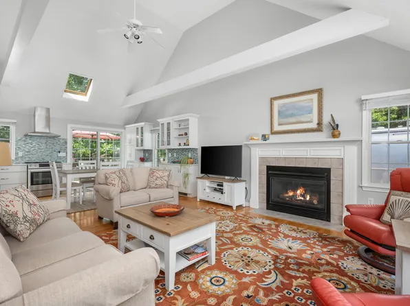 64 Manitoba Road, Mashpee, MA 02649