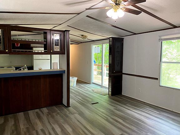 5th image of 177 Hideaway Ln