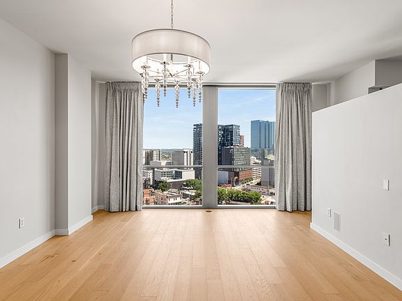 2nd image of 900 20th Ave S APT 1207