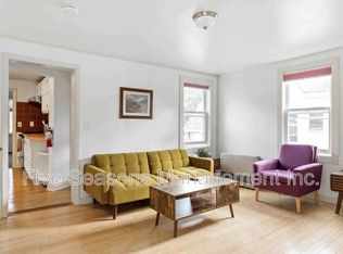 133 Elmwood Ave #3, Burlington, VT 05401