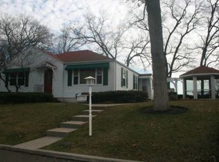 N1158 Tombeau Rd, Genoa City, WI 53128