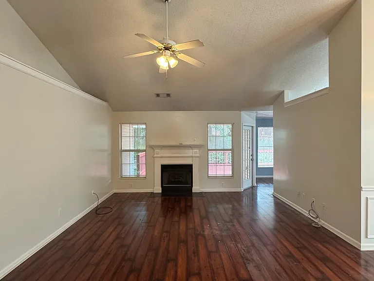 1840 Arborwood Dr — Photo 28