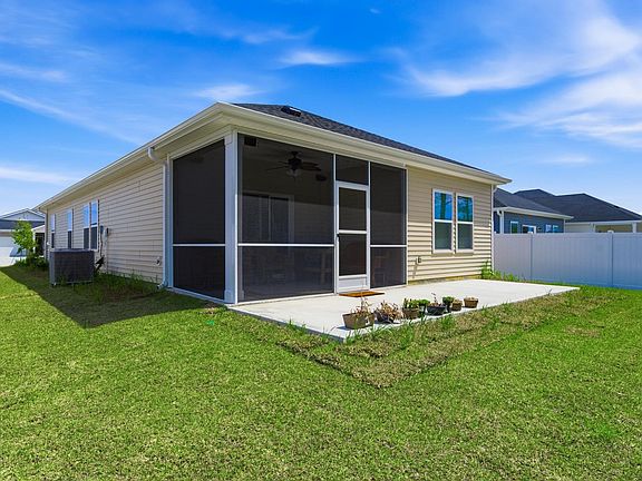 5th image of 1113 Lauryn Oak Loop