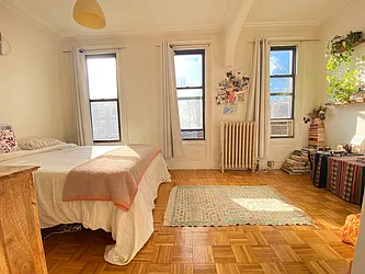 Rented by Nolita Group