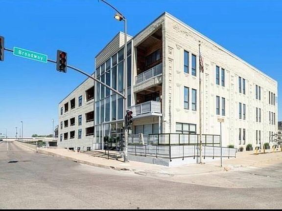 5th image of 360 W Pershing Rd APT 250