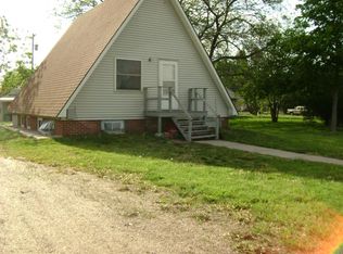 706 S Lexington Ave, Hastings, NE 68901