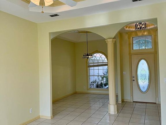 5th image of 1009 N 41st St #28