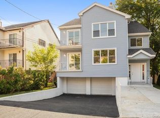 52 Washington St APT 1, Tuckahoe, NY 10707