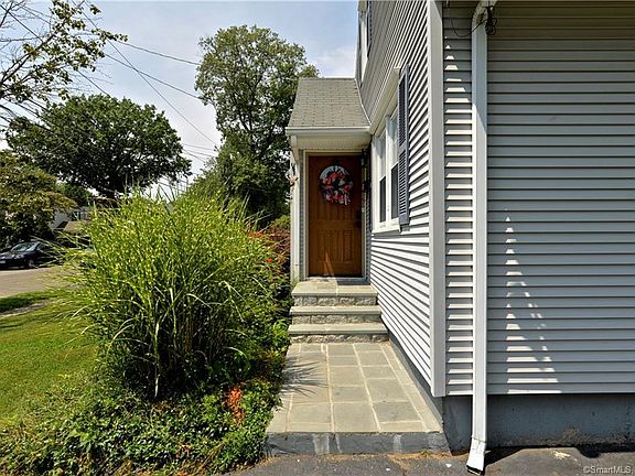 3rd image of 56 Brightwood Ave