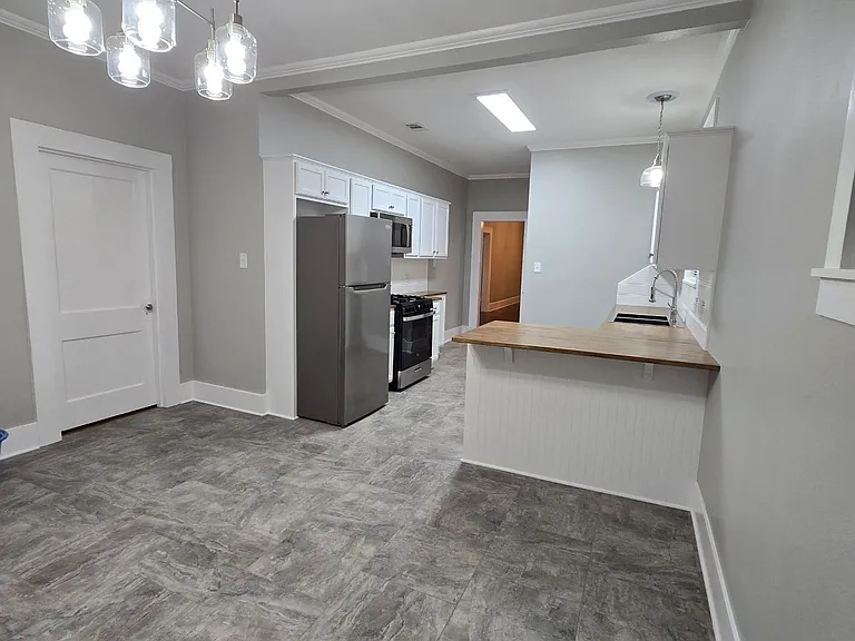 616 Merrick St — Photo 4