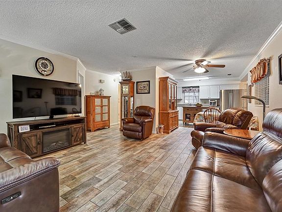 4th image of 6642 Devonshire Ln