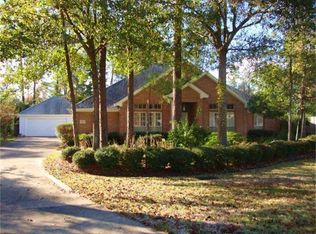 800 Woodland Ln, Conroe, TX 77302