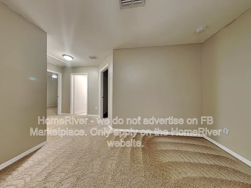 3 bed, 1.0 bath, 1000 sqft, $1,395 — Photo 3