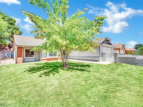 4th image of 6212 Sadler Dr