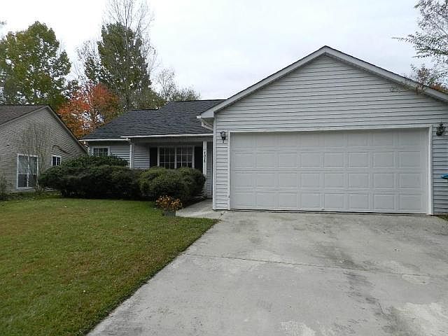 2nd image of 107 Nottingham Ct