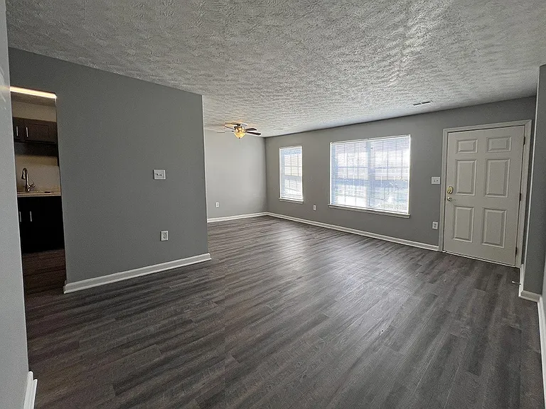 Buttonwood Gardens Apartments — Photo 28
