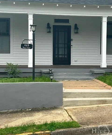 449 Reese St — Photo 2