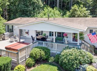 185 Trout Water Cir, Burnsville, NC 28714