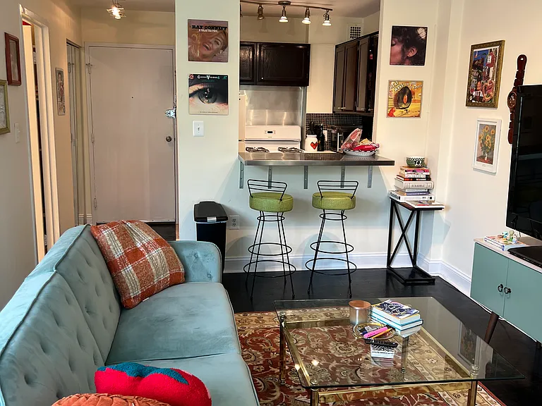 2800 Wisconsin Ave NW #311 — Photo 7