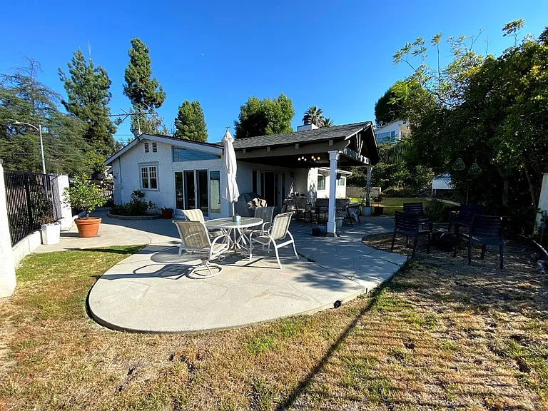 5921 McDonie Ave — Photo 17