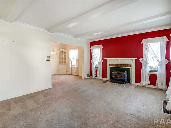 4th image of 908 E Elmhurst Ave