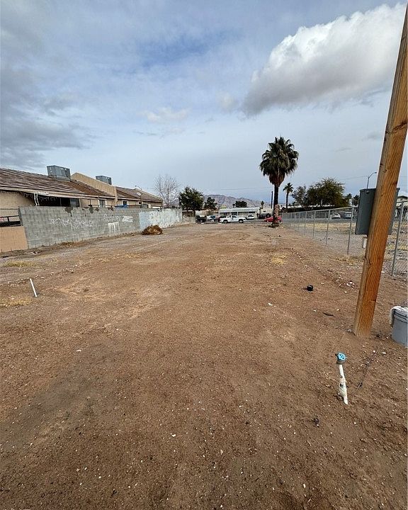 1st image of 1028 Pearl Ave