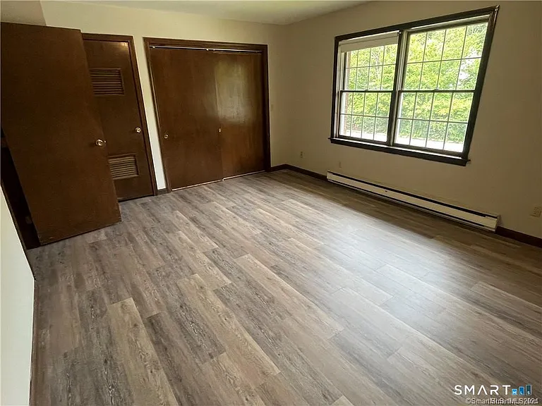 302 Boston Post Rd — Photo 10