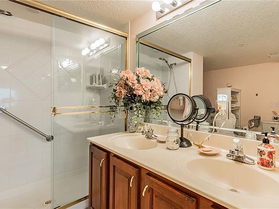 5th image of 1150 Carmel Cir APT 405