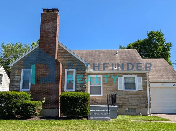 22 Woodruff Dr, Dayton, OH 45405