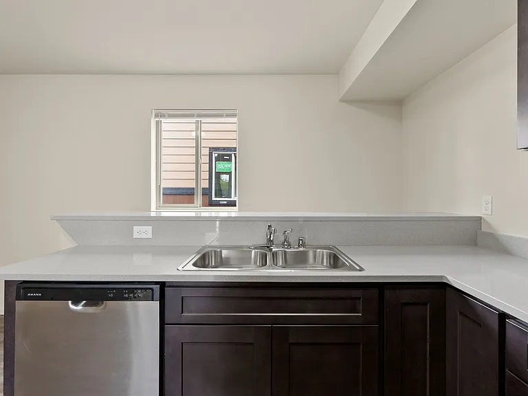 Pence Properties Alki — Photo 13