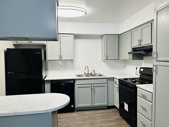4th image of 5113 N Brookline Ave #9f863ed15