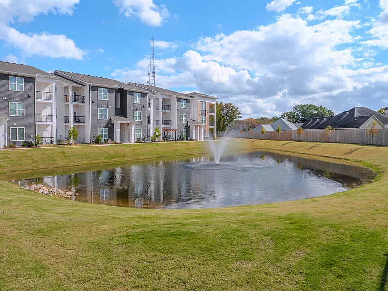 The Waters at Bluebonnet — Photo 10