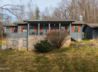 227 Lone Ridge Ln, Clinton, TN 37716