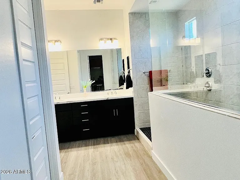 8513 W Rancho Dr — Photo 8