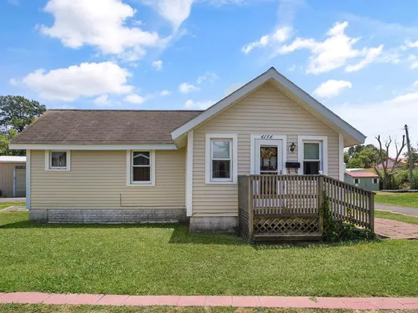 4156 Grumpys Ln, Chincoteague, VA 23336