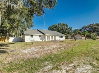 3415 Peacock Ln, Mulberry, FL 33860