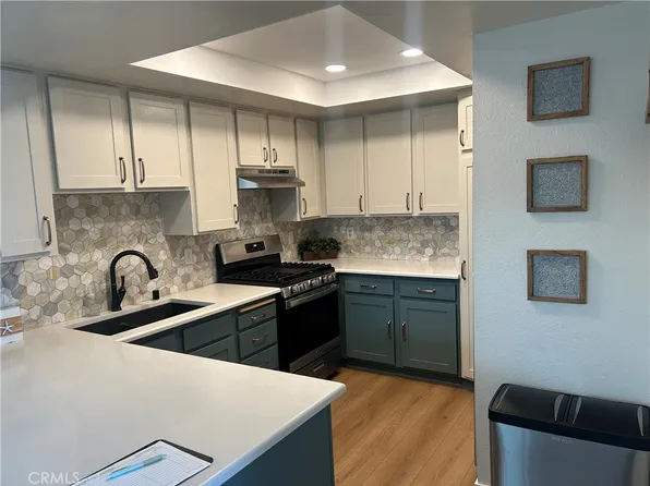 25925 Oak St Unit 104, Lomita, CA 90717