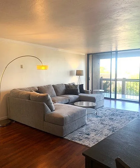 1150 Anchorage Ln #310 — Photo 3