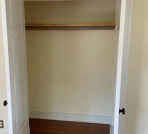4th image of 223 E Gwinnett St Unit B