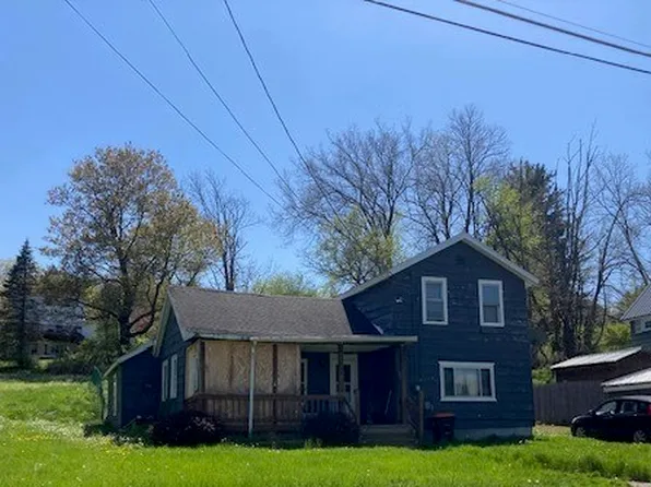 360 E Pleasant St, Corry, PA 16407