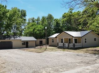 1501 Long Ln, Eldon, MO 65026