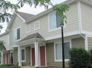 1350 15th St SE, Cedar Rapids, IA 52401