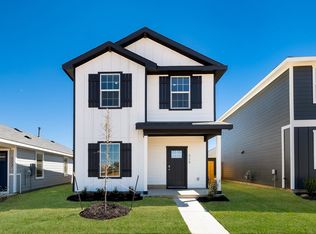 312 Santo Domingo Rd, Bastrop, TX 78602