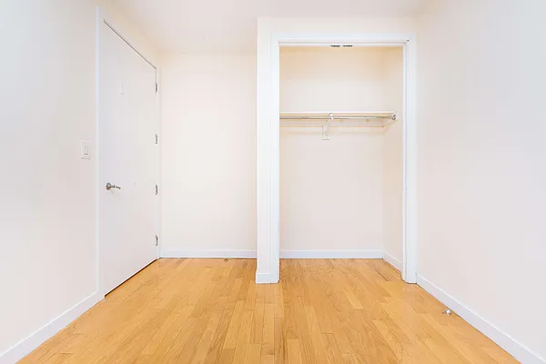 Rented by Nooklyn NYC LLC | media 75