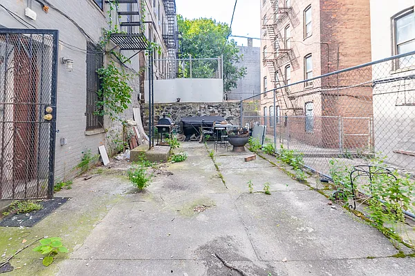 Rented by MySpaceNYC | media 5